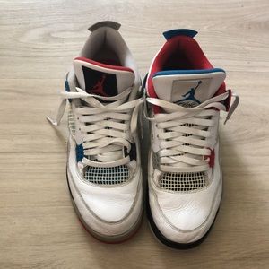 Jordan 4’s “What The” size 10.5